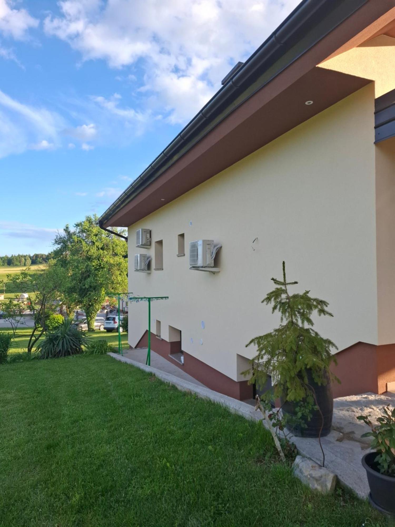 Luxury Apartment Ana With Hot Tub Visnja Gora Luaran gambar