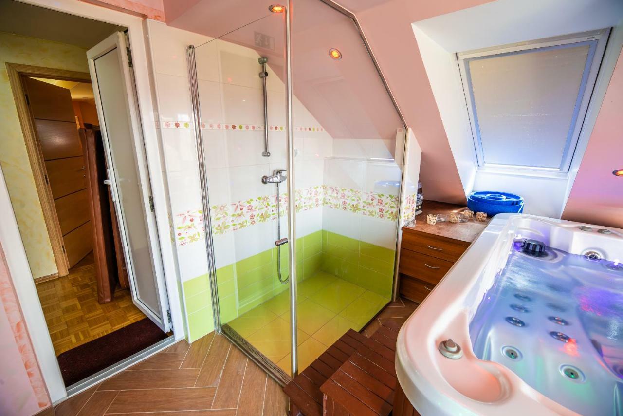 Luxury Apartment Ana With Hot Tub Visnja Gora Luaran gambar